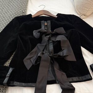 Elegant Black Velvet Jacket with Satin Bows